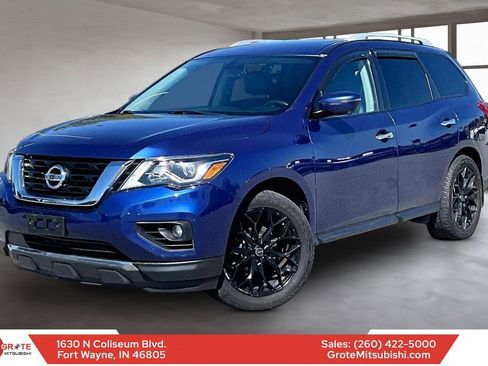Used 2019 Nissan Pathfinder SL AWD/4WD image 1