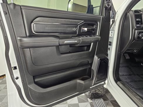 Used 2022 RAM 3500 Limited image 18