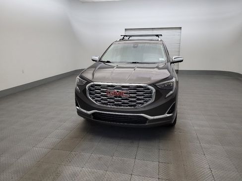 Used 2020 GMC Terrain Denali w/ Denali Premium Package FWD image 15