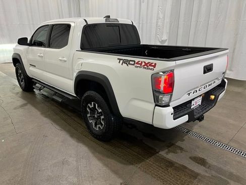 Certified 2022 Toyota Tacoma TRD Off-Road w/ TRD Premium Off Road Package AWD/4WD image 6
