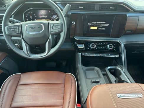 New 2026 GMC Sierra 3500 Denali Ultimate AWD/4WD image 19