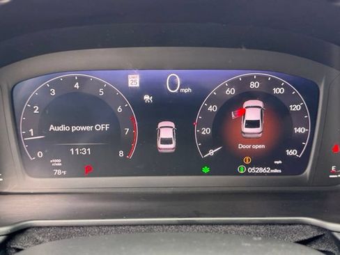 Used 2025 Honda Accord SE image 14