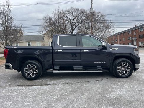 Used 2022 GMC Sierra 1500 SLT w/ SLT Premium Plus Package image 6