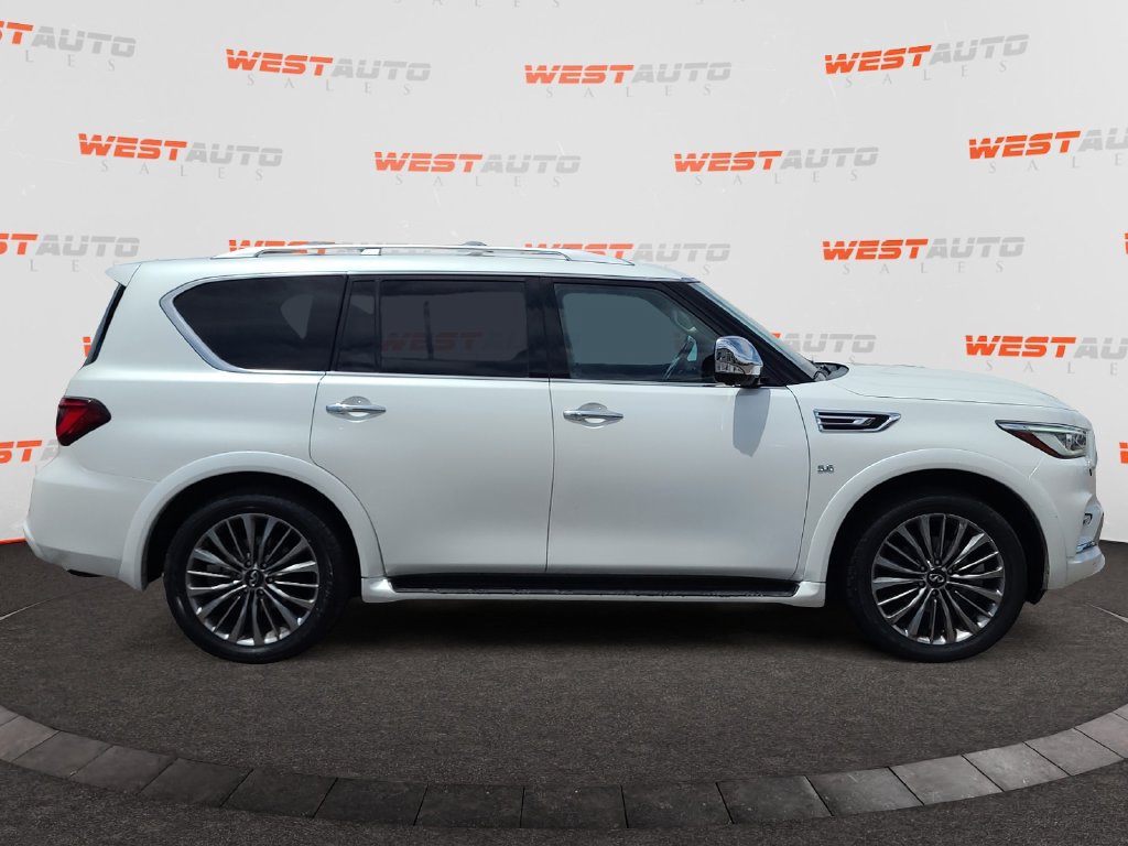 Used 2018 INFINITI QX80 4WD w/ Deluxe Technology Package image 6