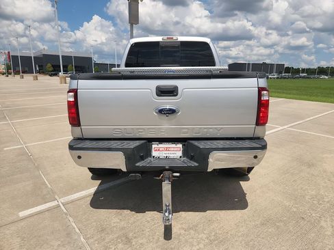Used 2016 Ford F250 Lariat w/ Lariat Ultimate Package AWD/4WD image 6