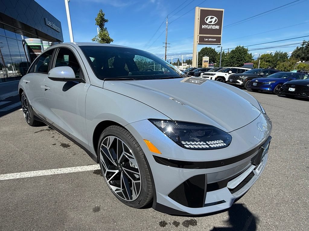 Used 2025 Hyundai Ioniq 6 SEL AWD/4WD image 7