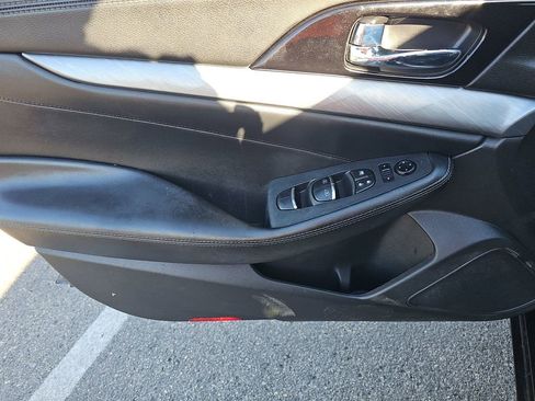 Used 2016 Nissan Maxima 3.5 SL w/ Interior Lighting Package image 10