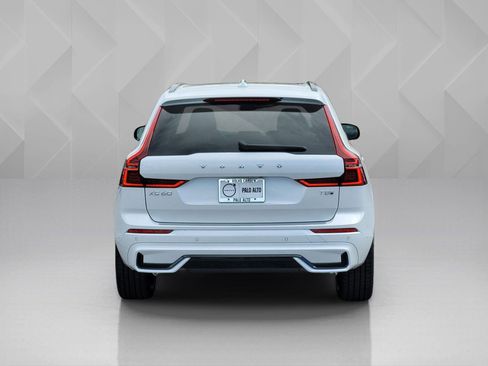 New 2026 Volvo XC60 T8 Ultra w/ Protection Package Premier AWD/4WD image 5
