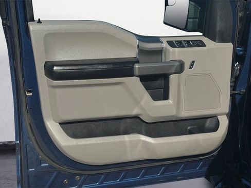 Used 2018 Ford F150 XLT w/ Equipment Group 302A Luxury image 13