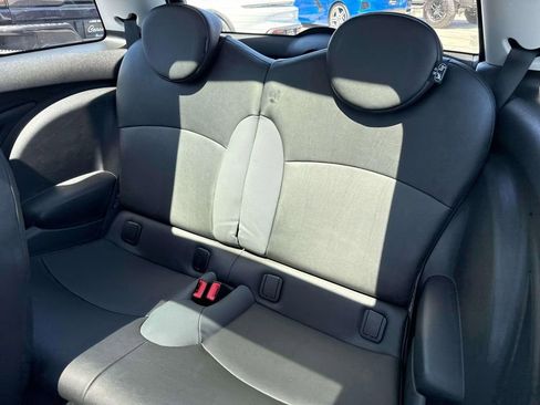 Used 2009 MINI Cooper Hardtop FWD image 16