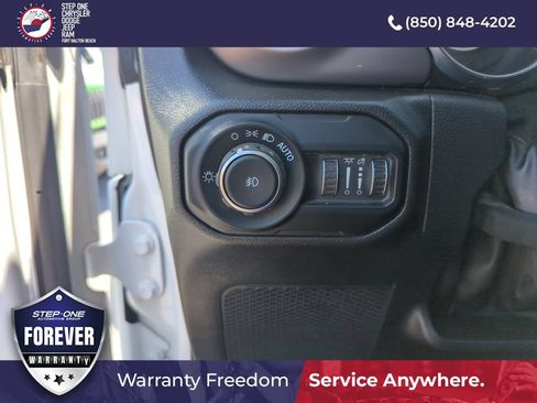 Used 2022 Jeep Wrangler Unlimited Sport AWD/4WD image 15
