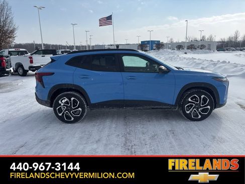 Certified 2024 Chevrolet Trax RS w/ Driver Confidence Package image 6