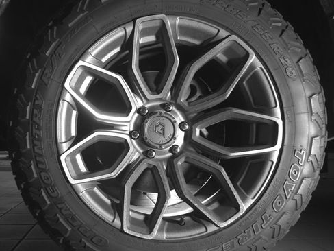 Used 2022 RAM 1500 Limited AWD/4WD image 22