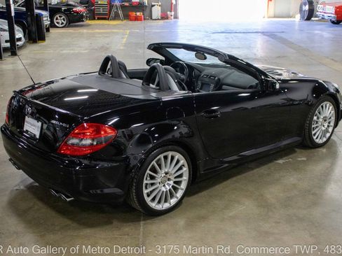 Used 2005 Mercedes-Benz SLK 55 AMG image 8