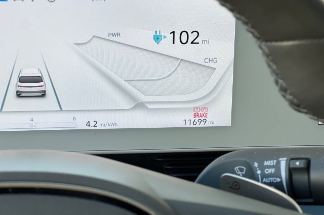 Certified 2024 Hyundai Ioniq 5 Limited RWD image 33