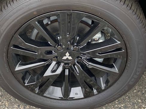 Used 2024 Mitsubishi Eclipse Cross Black Edition image 27