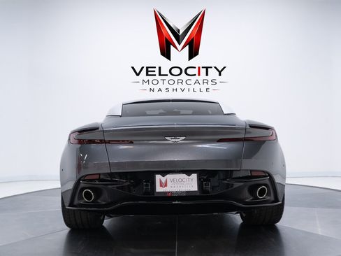 Used 2017 Aston Martin DB11 V12 RWD image 19