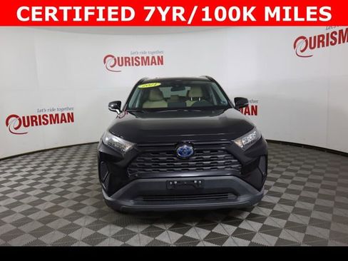 Used 2021 Toyota RAV4 LE image 17