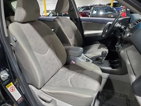 Used 2009 Toyota RAV4 2WD V6 image 13