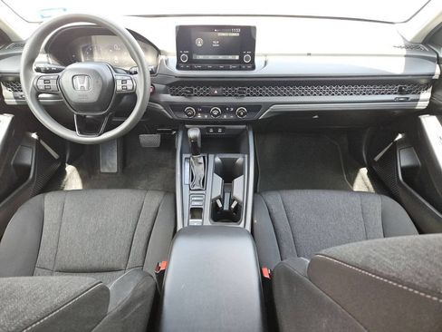 Used 2025 Honda Accord LX image 19