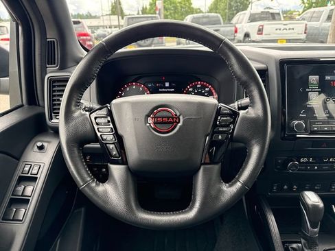 Used 2022 Nissan Frontier PRO-4X w/ Pro-4X Premium Package AWD/4WD image 18