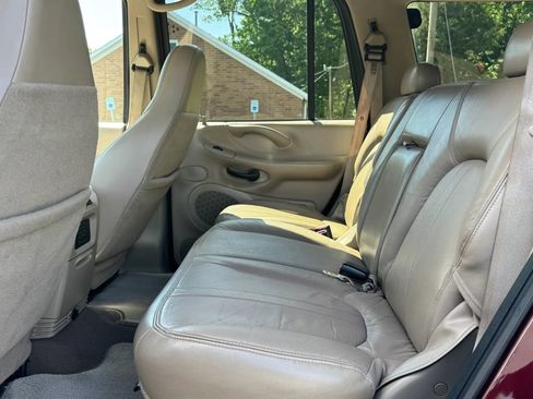 Used 2001 Ford Expedition Eddie Bauer RWD image 17