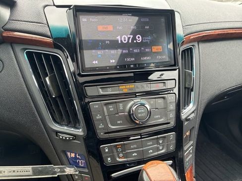 Used 2011 Cadillac CTS Luxury image 14