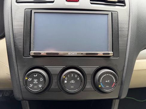 Used 2013 Subaru Impreza 2.0i Premium w/ All-Weather Pkg image 32