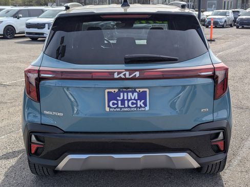 Certified 2024 Kia Seltos SX image 3