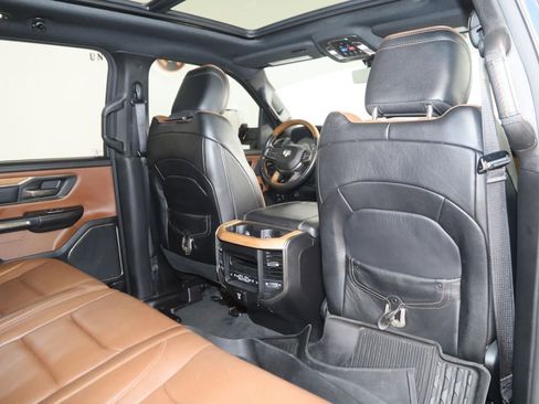 Used 2021 RAM 1500 Limited AWD/4WD image 17