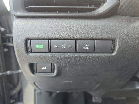 Used 2024 Nissan Sentra S FWD image 18
