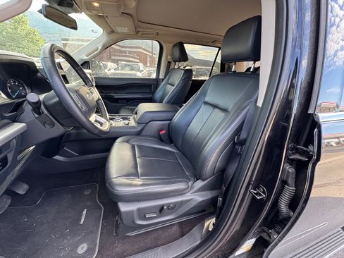 Used 2023 Ford Expedition Max XLT AWD/4WD image 17
