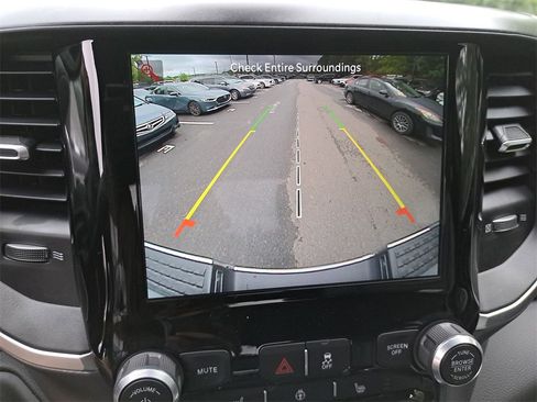 New 2024 RAM 2500 Big Horn w/ Heated Seats & Wheel Group image 24