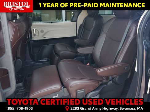 Certified 2023 Toyota Sienna Platinum AWD/4WD image 17