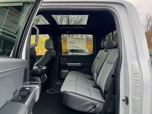 New 2025 Ford F150 Lightning Lariat image 20