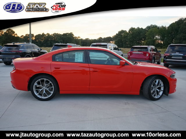 Used 2022 Dodge Charger SXT w/ Plus Group RWD image 10