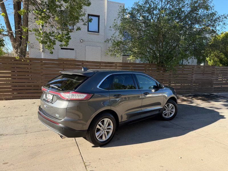 Used 2017 Ford Edge SEL w/ Equipment Group 201A AWD/4WD image 4