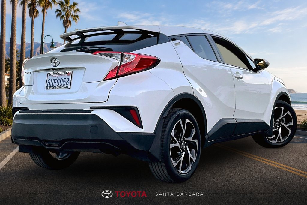 Used 2019 Toyota C-HR XLE FWD image 5