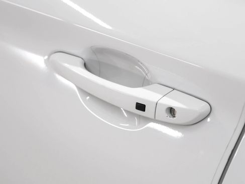 Used 2021 Hyundai Kona Night FWD image 29