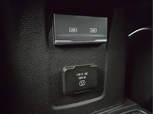 New 2026 Jeep Wrangler Unlimited Rubicon w/ Xtreme 35 Tire Package image 9