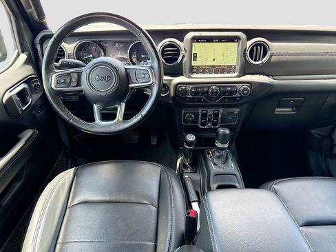 Used 2022 Jeep Wrangler Unlimited Sahara w/ Cold Weather Group AWD/4WD image 26