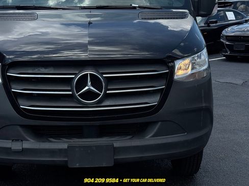 Used 2020 Mercedes-Benz Sprinter 3500 image 12