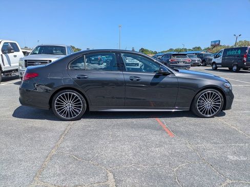 Used 2024 Mercedes-Benz C 300 Sedan image 3