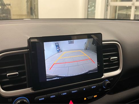 Certified 2026 Hyundai Venue SEL image 36