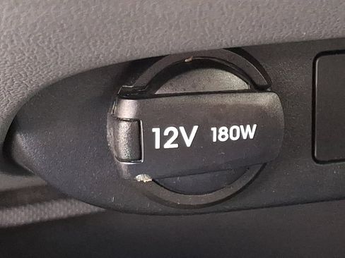 Used 2023 Hyundai Elantra SEL FWD image 25