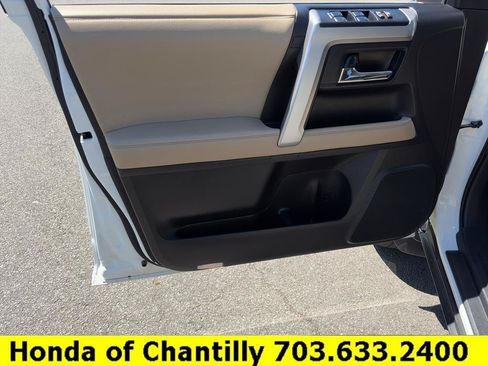Used 2023 Toyota 4Runner SR5 Premium w/ Moonroof Package AWD/4WD image 22
