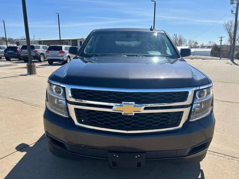 Used 2018 Chevrolet Suburban LS image 8