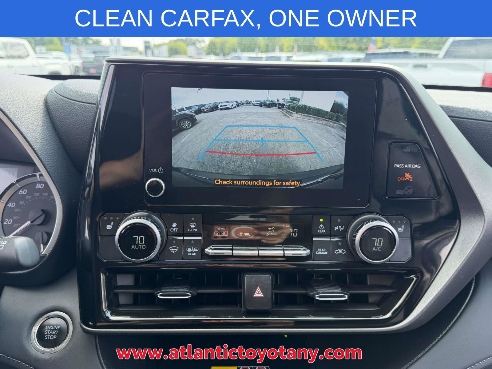 Used 2025 Toyota Highlander XLE FWD image 26