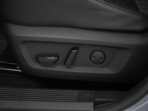 Used 2022 Nissan Rogue Platinum image 29