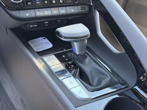 New 2026 Hyundai Elantra SEL Sport FWD image 23